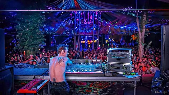 Eat Static 30th Anniversary Set @ OZORA 2019 Main Stage смотреть онлайн