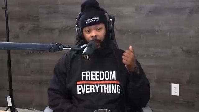 Civil Unrest ERUPTS In Louisville After Jury Refuses To Indict Cops In Breonna Taylor Death смотреть онлайн