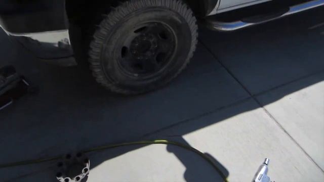 Biggest tire chevy silverado 2500hd can fit! смотреть онлайн