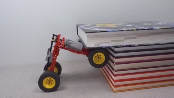 Заставляем машину Lego ПРЕОДОЛЕВАТЬ Препятствия | Making Lego Car CLIMB Obstacles