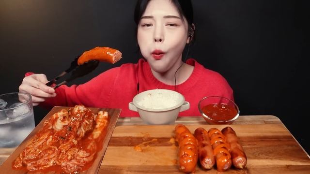 SUB)탱글탱글 소세지에 불닭마요 듬뿍! 빅후랑크 비엔나 먹방 꿀조합 리얼사운드 Sausage Mukbang Asmr