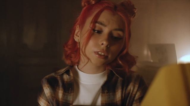 дора — втюрилась Премьера клипа 2021 смотреть онлайн