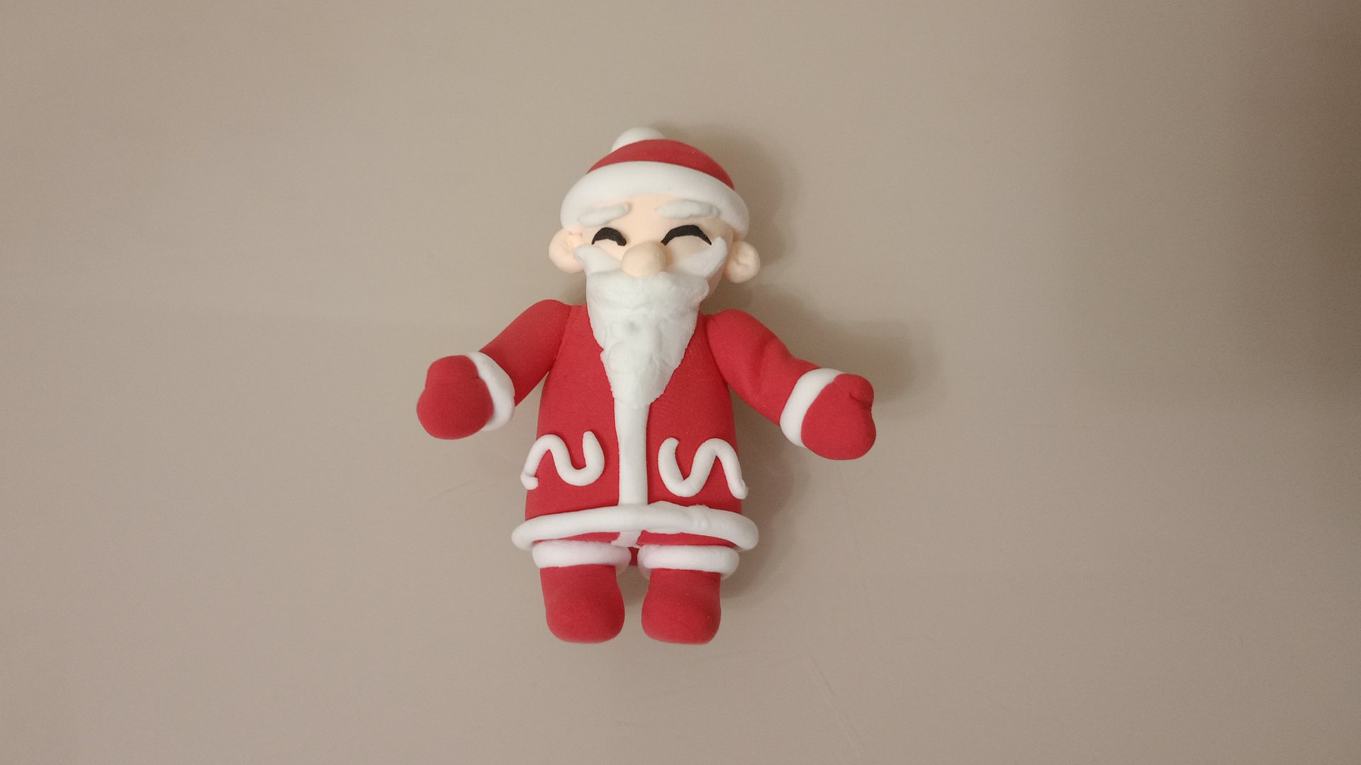 Дед Мороз из пластилина