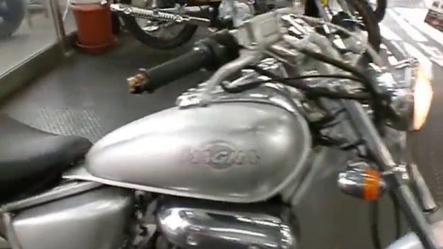 ホンダ マグナ50　ＭＡＧＮＡ　ＦＩＦＴＹ　リアキャリア　カスタムグリップ　アメリカンスタイル 50cc シルバーＭ 日本　バイク買取センターＭＣＧ福岡 смотреть онлайн