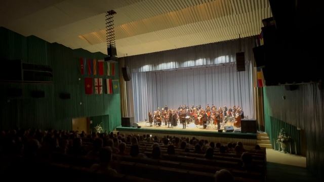 7 декабря в Доме культуры «Мир» города Дубна прошел концерт «Чайковский. Шедевры» смотреть онлайн