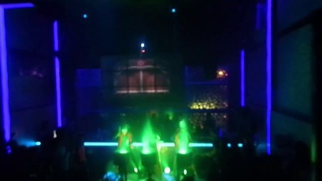 neon paye party смотреть онлайн