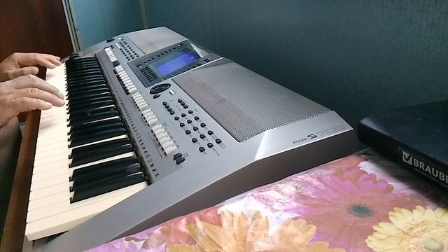 Store.Рикардо Фоли.