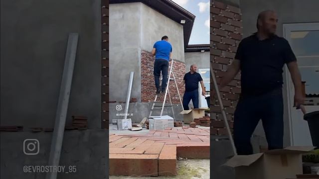 Монтаж клинкера #архитектура #грозный