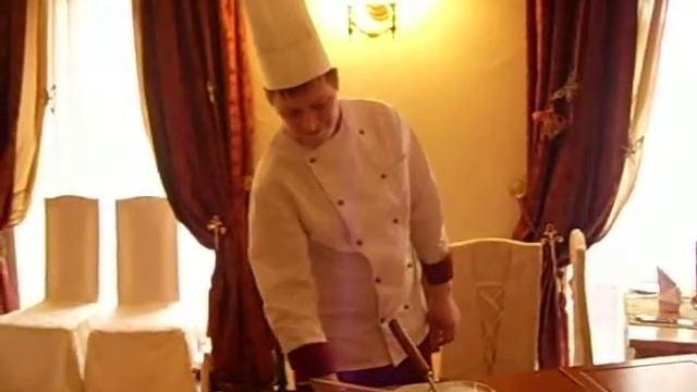 CLIP 2 = Traditional BLINIS in Restaurant MAXIMILIAN / Sibiria / Russia = Cook IGOR KARMATSKIY смотреть онлайн