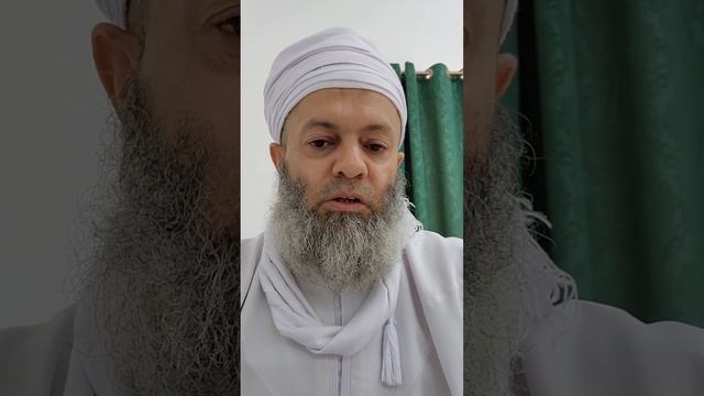 بدأت الشمس في الغروب فأراد أن يصلي تحية المسجد فما حكم ذلك؟ смотреть онлайн