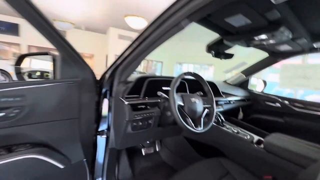 2023 Cadillac Escalade ESV смотреть онлайн