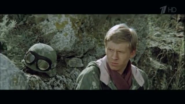 мерседес уходит от погони