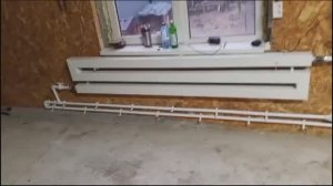 Сделал отопление в гараже . Самодельная батарея в монтирована в отопление в гараже .