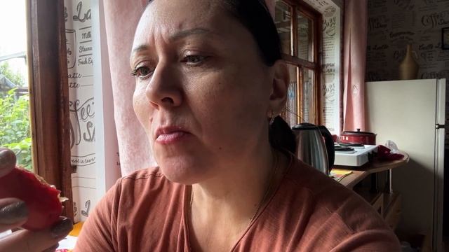 Сестра купила дачу по-соседству. Иду в гости посмотреть смотреть онлайн