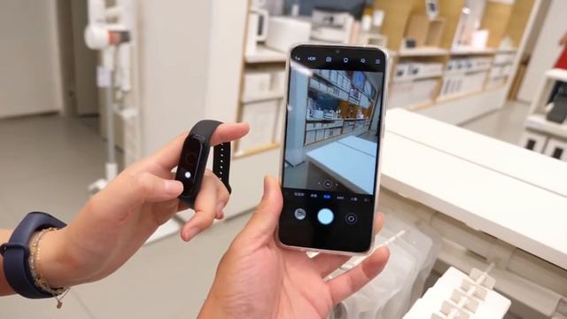 MI BAND 4 VS MI BAND 5 Comparison: Worth Upgrade? రెండిట్లో ఏది కొనాలి? Telugu смотреть онлайн