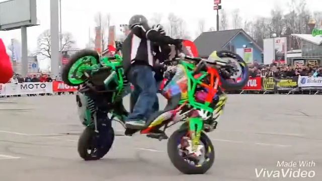 Немного веселухи "Stunt" смотреть онлайн