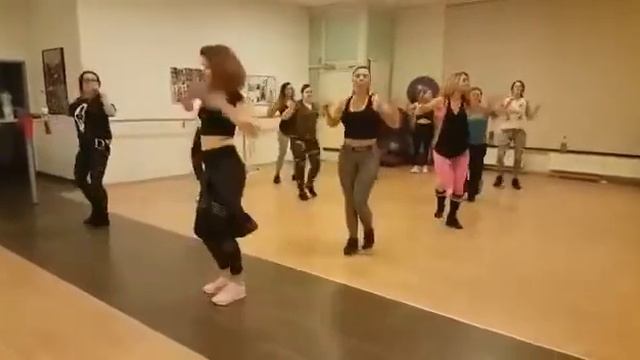 Female Dancehall Steps - Vybz Kartel - Washer Dryer смотреть онлайн