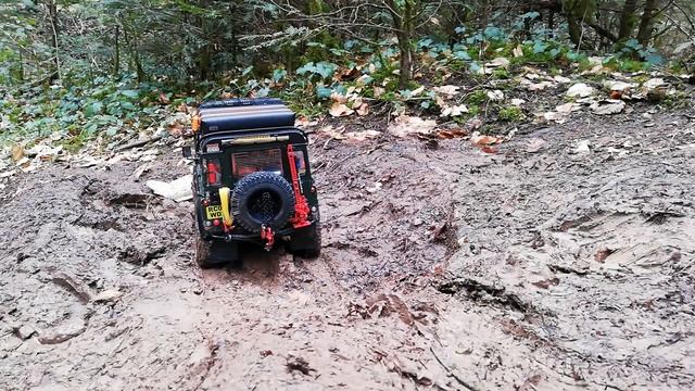 RC4WD Gelande 2 Landrover Defender, d90 on his way to the creek alongside the murrhardter waterfall смотреть онлайн