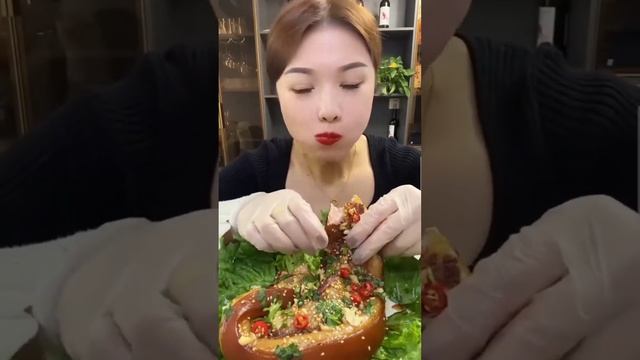 Китайцы едят на камеру / Асмр еда... 🥢🍝🥢🍝 смотреть онлайн
