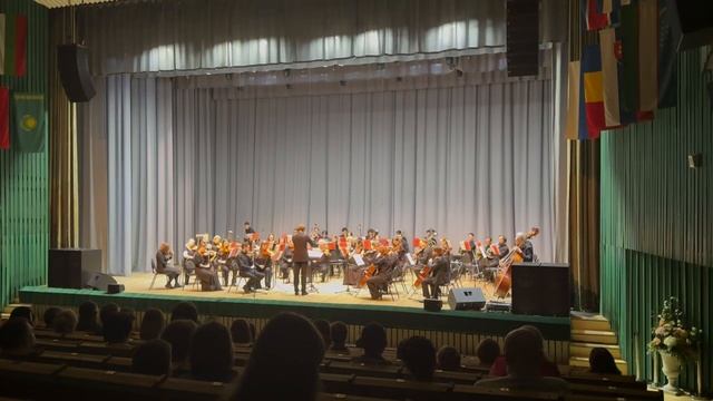 7 декабря в Доме культуры «Мир» города Дубна прошел концерт «Чайковский. Шедевры» смотреть онлайн
