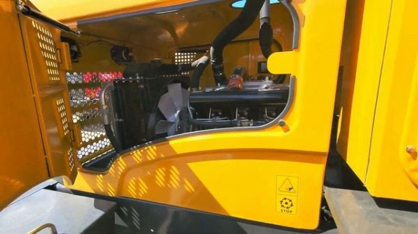 Фронтальный погрузчик VOLNA V102