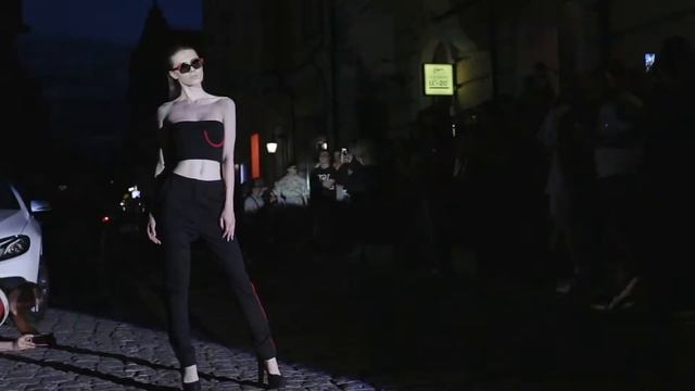 LUBAVA SOKOL HUMAN GENOME GARA fashion show 1 смотреть онлайн
