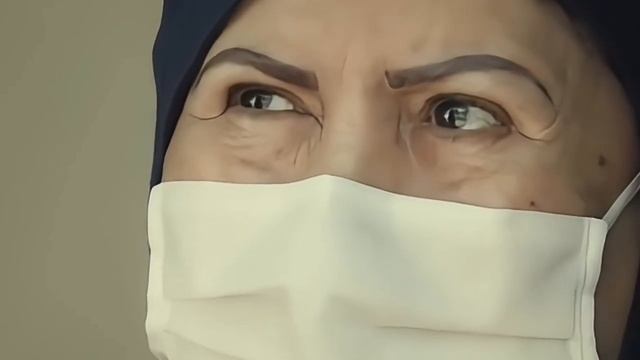 ЧУТЬ НЕ УПАЛА ОТ ПОМОЩИ БЕЗЛИКОГО смотреть онлайн