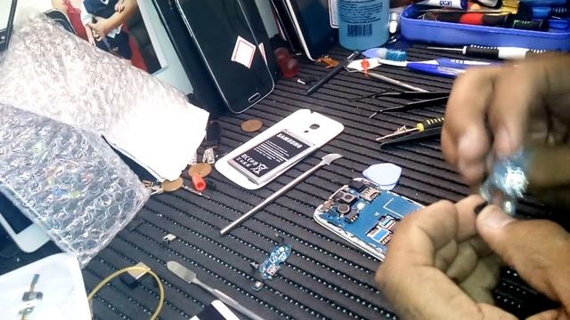 Troca Conector de Carga S4 Mini GT-I9192 ExaltareCell смотреть онлайн