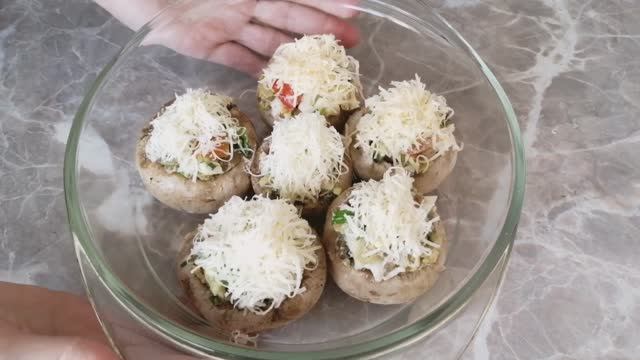 Готовлю в праздник на закуску! Всё просто и быстро. Так вкусно! смотреть онлайн