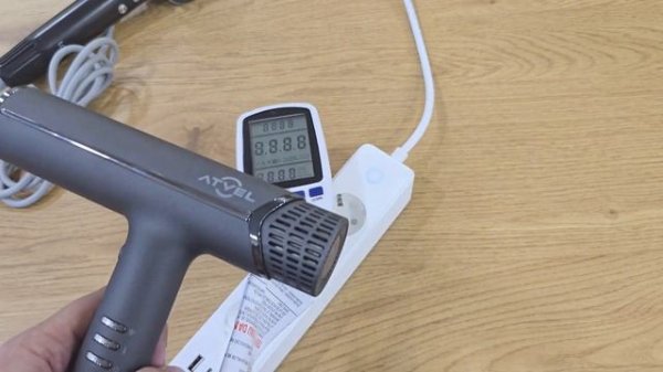 Битва технологий: Laifen Retro против Atvel AirJet HD6 – какой фен действительно лучше?