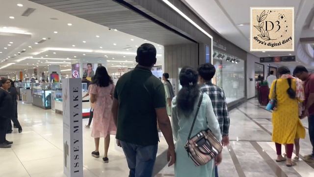 Shopping at Phoenix Mall, Chennai | My birthday shopping vlog смотреть онлайн