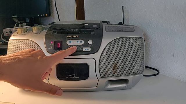 Trash find Aiwa CSD-ES217 radio смотреть онлайн
