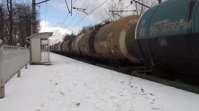 Электровоз ВЛ10-1124 с грузовым. Станция Ручьи 2017 смотреть онлайн