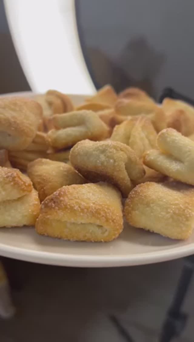 Ева готовит