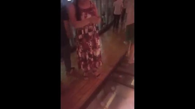 Shanghi Snapstory day1 cost of traveling and tips by Waqar Zaka смотреть онлайн