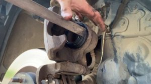 Замена пыльника тормозного цилиндра Nissan X-Trail T31