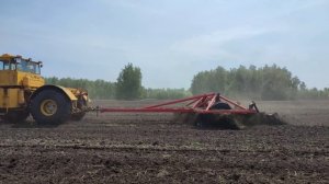 Дискатор 6х2 и К-700 с двигателем-7511