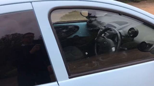 Elms Citroen C1 VTR+ смотреть онлайн