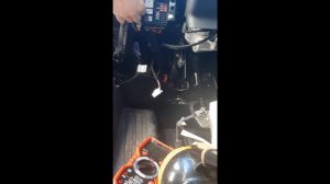 Омода C5 протяжка провода питания для видеорегистратора