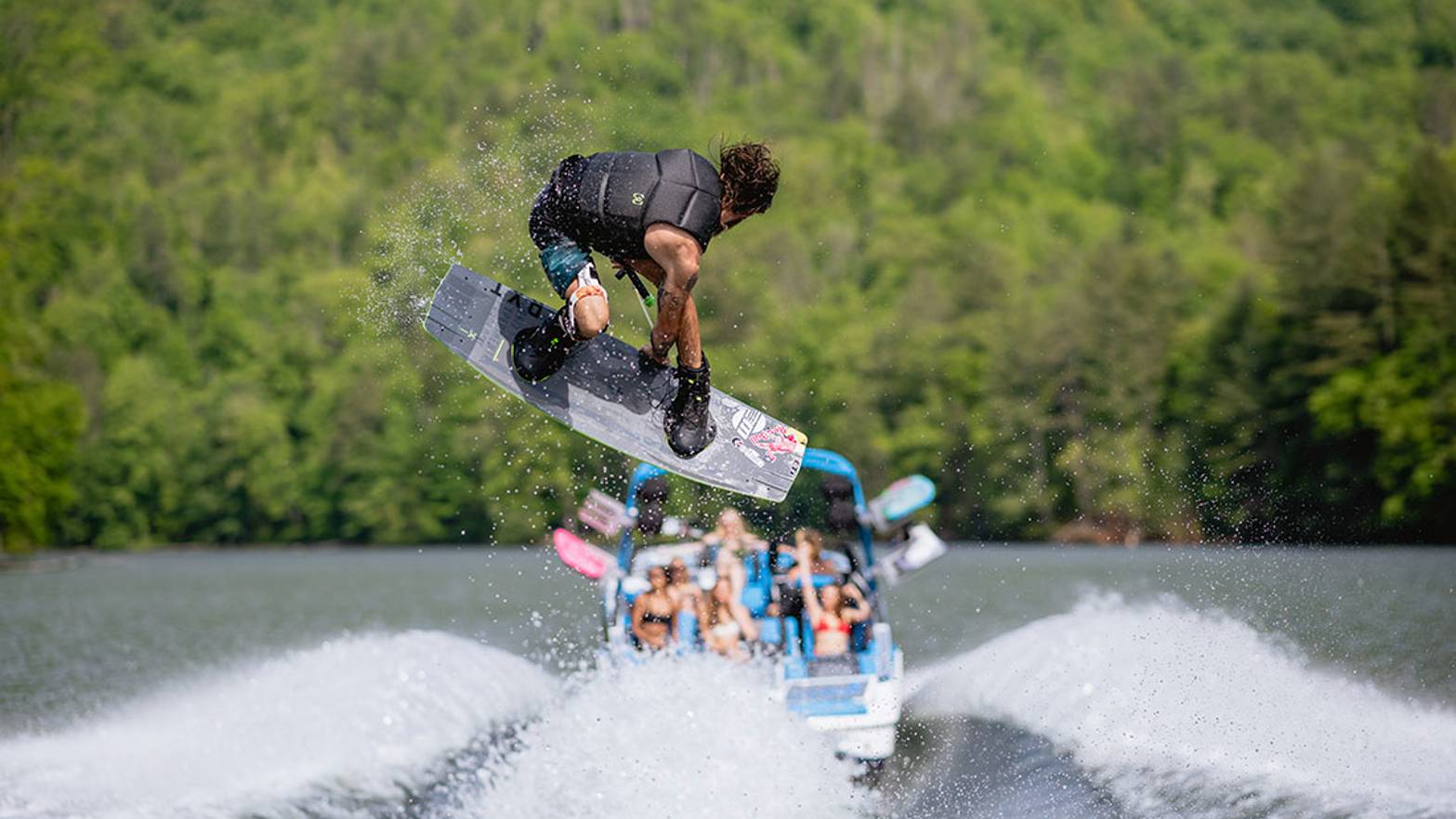 Катера - буксировщики Malibu