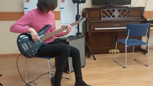 "The logical song" Supertramp (bass cover) Live