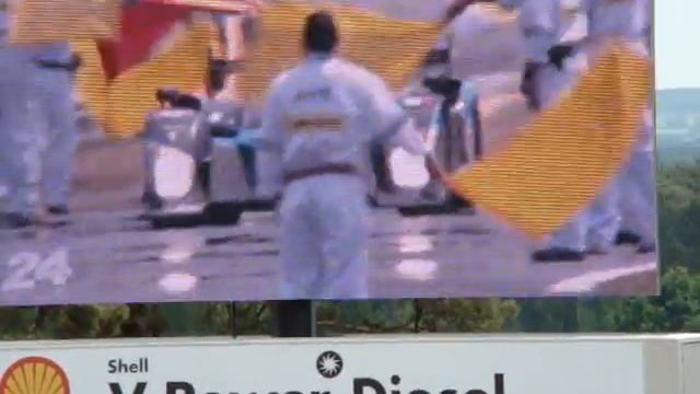 Le Mans 2009 winner Peugeot HDi смотреть онлайн
