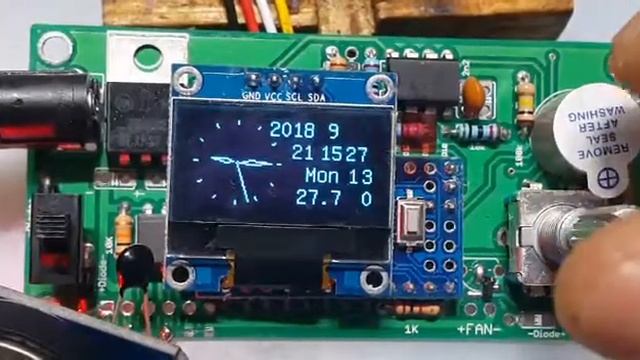 OLED clock - DS3231 Time setting using encoder смотреть онлайн