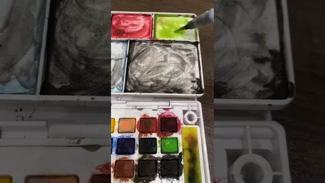 رسمت من كولليكشن ايلي صعب💚🌿 смотреть онлайн