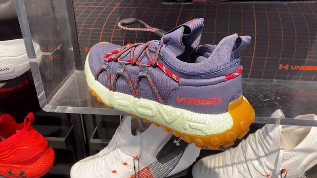 Under Armour HOVR Summit Fat Tire Cuff Running Shoes (Tempered Steel/Phosphor Green) ID: 3022945-50 смотреть онлайн