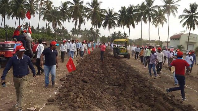 News Mahindra arjun novo 605 lx lonching and competion demo Vs JD 5210 With 2 mb Mahindra plough смотреть онлайн