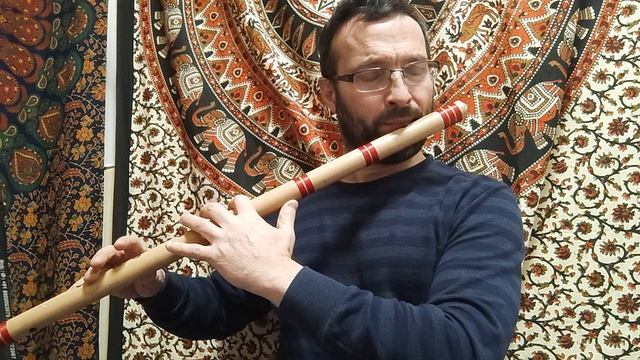 Индийская флейта бансури ручной работы от мастерской Bansuri Lab.