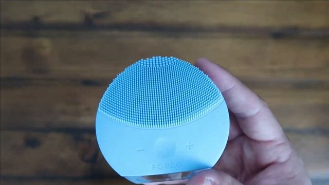 FOREO LUNA Mini 2 - Quick Review! смотреть онлайн