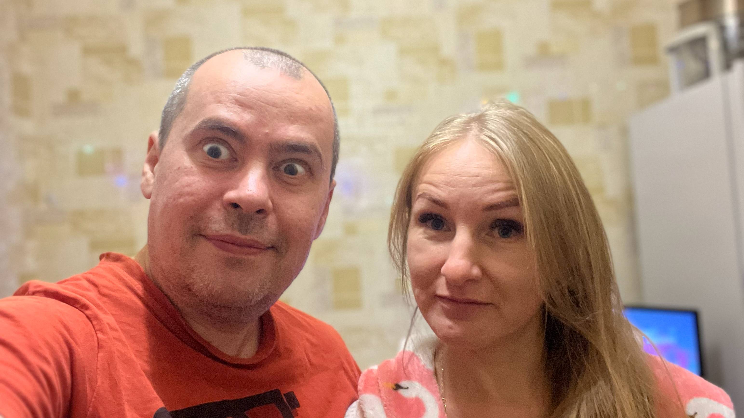 Миссия выполнена - подарки, ресницы ! Как там торт, Винабани и Ярче?Гусь и вкусный ужин! смотреть онлайн