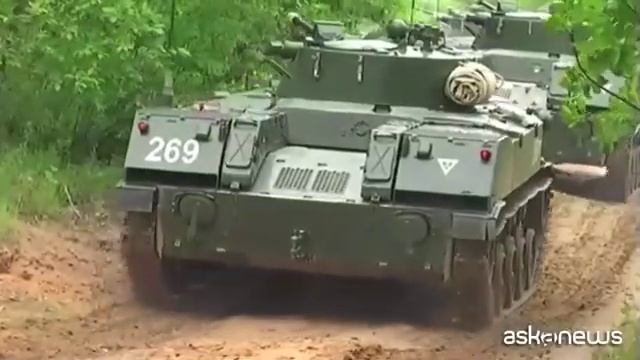 La Russia lancia le più grandi manovre militari della sua storia смотреть онлайн